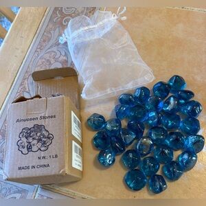 BLUE GLASS DECORATING GEMS 1LB NWT BEAUTIFUL BRILLIANCE FOR VASE FILLER & MORE!!